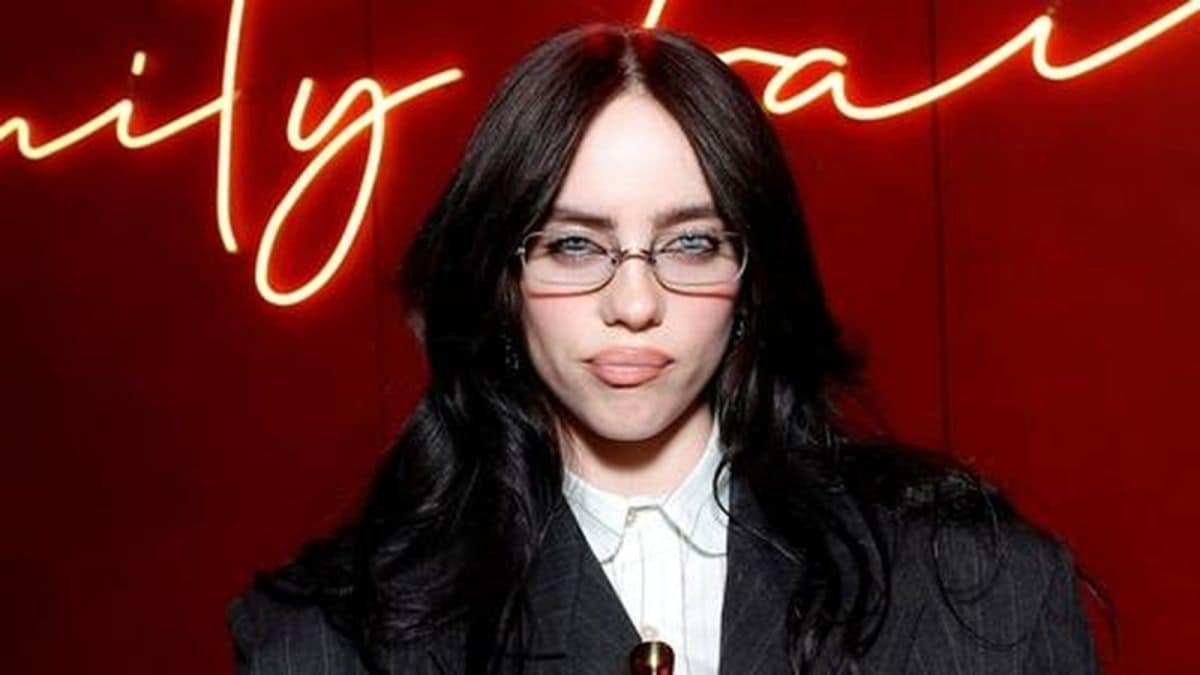 Billie Eilish Is ‘Spilling Confidence And Personality’ In Bold New Look | Hollywood News