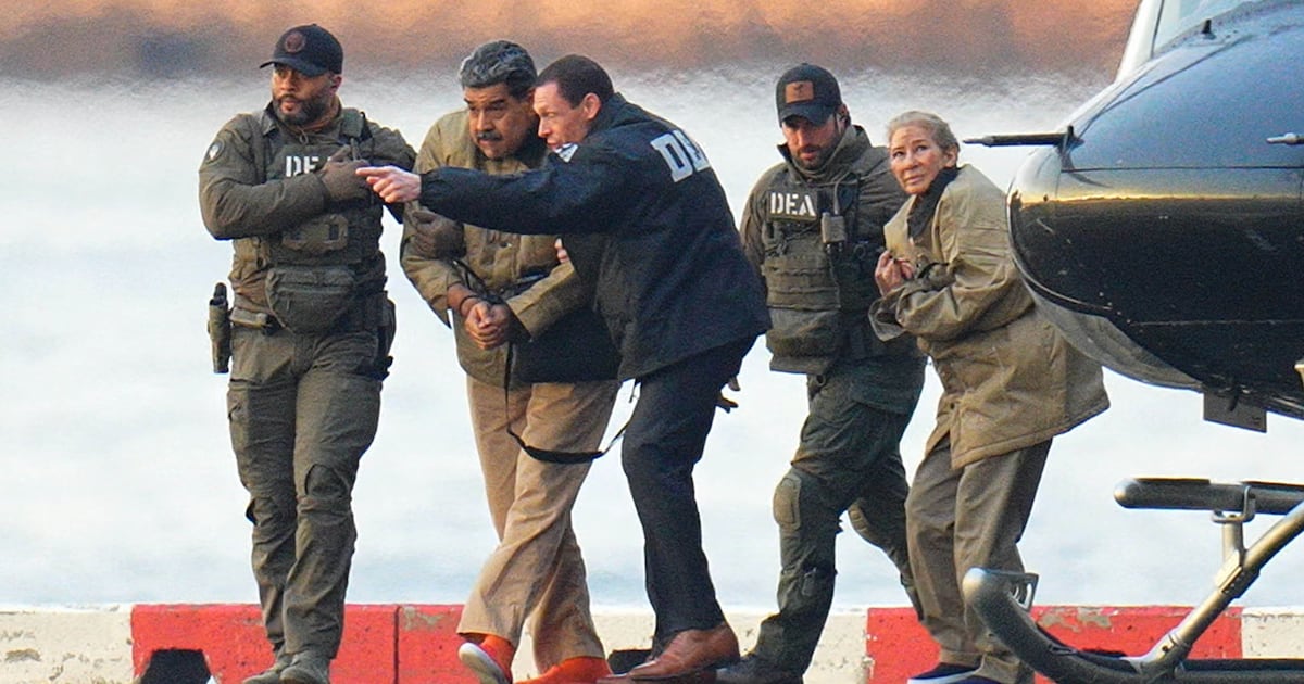 Maduro’s Wife Seen in Court With Visible Injuries