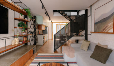 Urban Home That Spans Only 13 Feet Wide in São Paulo, Brazil