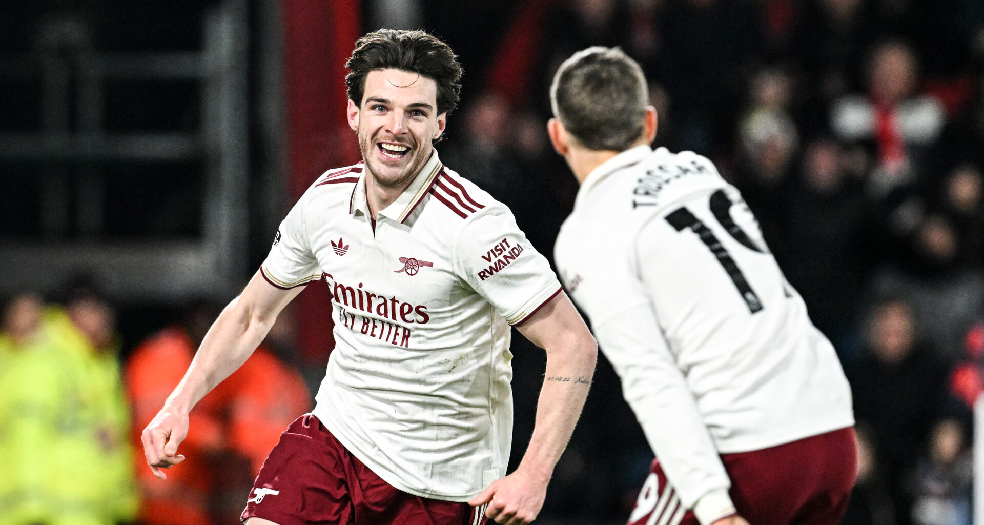 Rice strikes twice as Arsenal beat Bournemouth to go six points clear