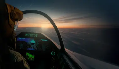 $16B battle helmet program with Fort Worth ties to be tested by pilots in 2027