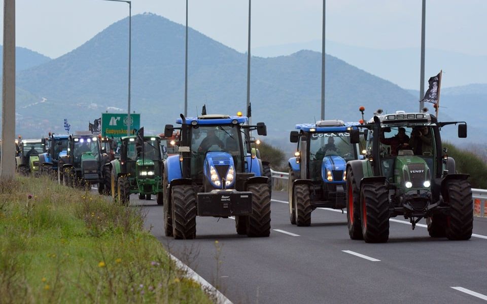 Drop in industrial output, rise in industrial costs