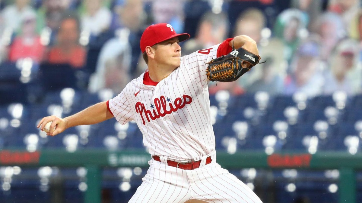 Spencer Howard Signs With Yomiuri Giants for 2026