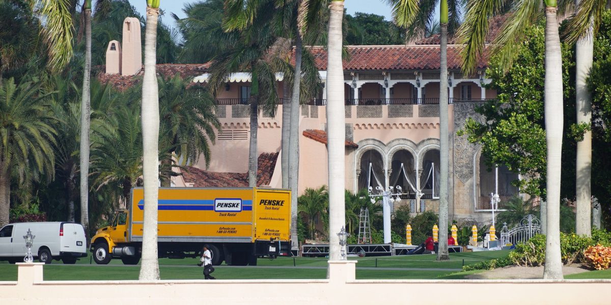 Americans are still ditching New York and LA, but Miami's on the list now, too