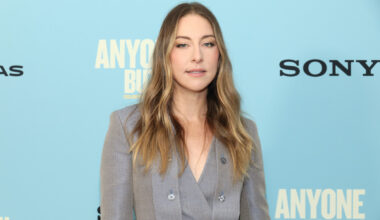 NEW YORK, NEW YORK - DECEMBER 11: Este Haim attends Columbia Pictures' "Anyone But You" New York Premiere at AMC Lincoln Square Theater on December 11, 2023 in New York City. (Photo by Dia Dipasupil/Getty Images)