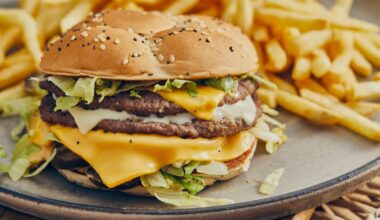 Pasadena Cheeseburger Week, a juicy January gem, is number bun in our book – NBC Los Angeles