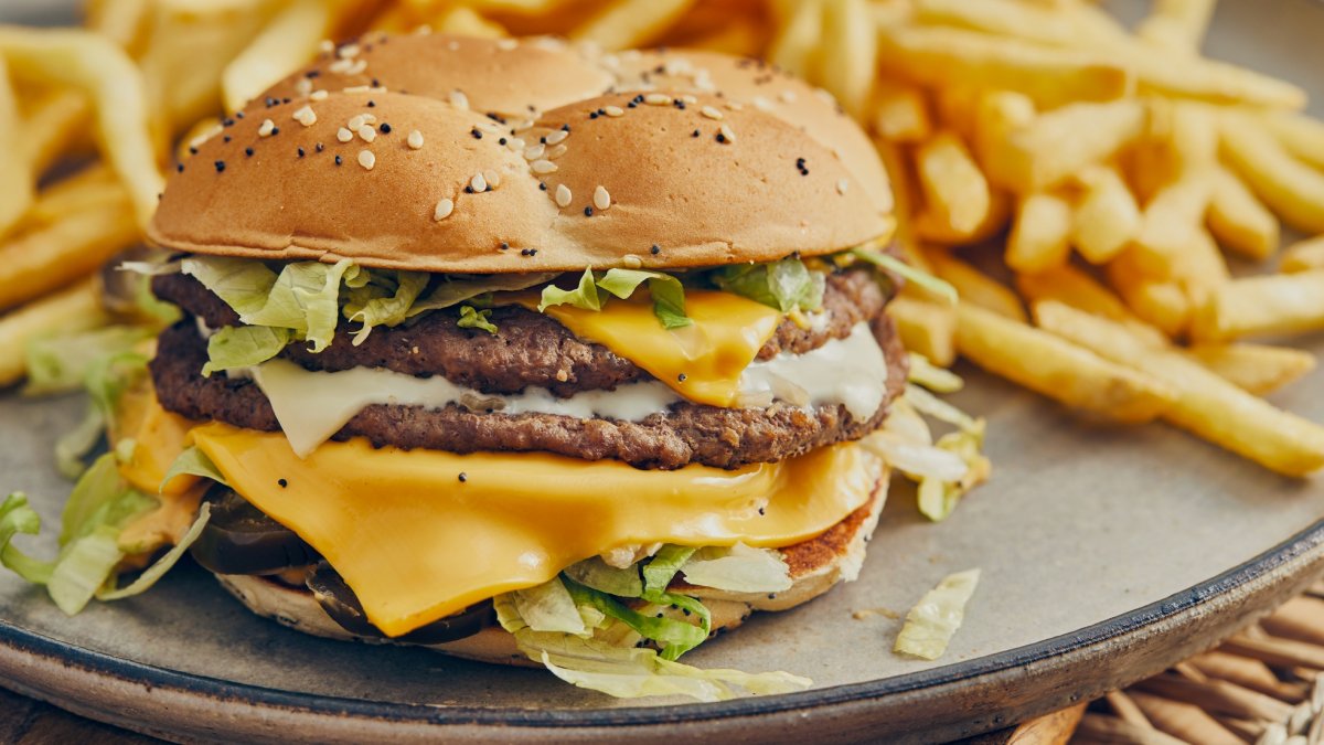 Pasadena Cheeseburger Week, a juicy January gem, is number bun in our book – NBC Los Angeles