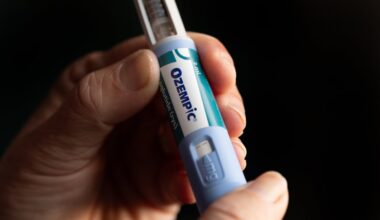 Former Chicago nurse charged with giving out counterfeit Ozempic – NBC Chicago