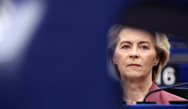 Von der Leyen slams Musk’s AI for undressing photos of women – POLITICO