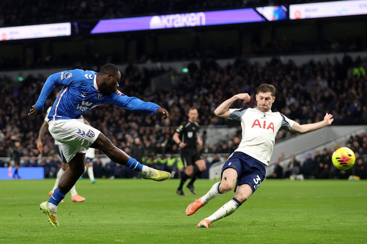 Tottenham 1 Sunderland 1: Rare Davies goal, Kudus injury and frustration for Frank