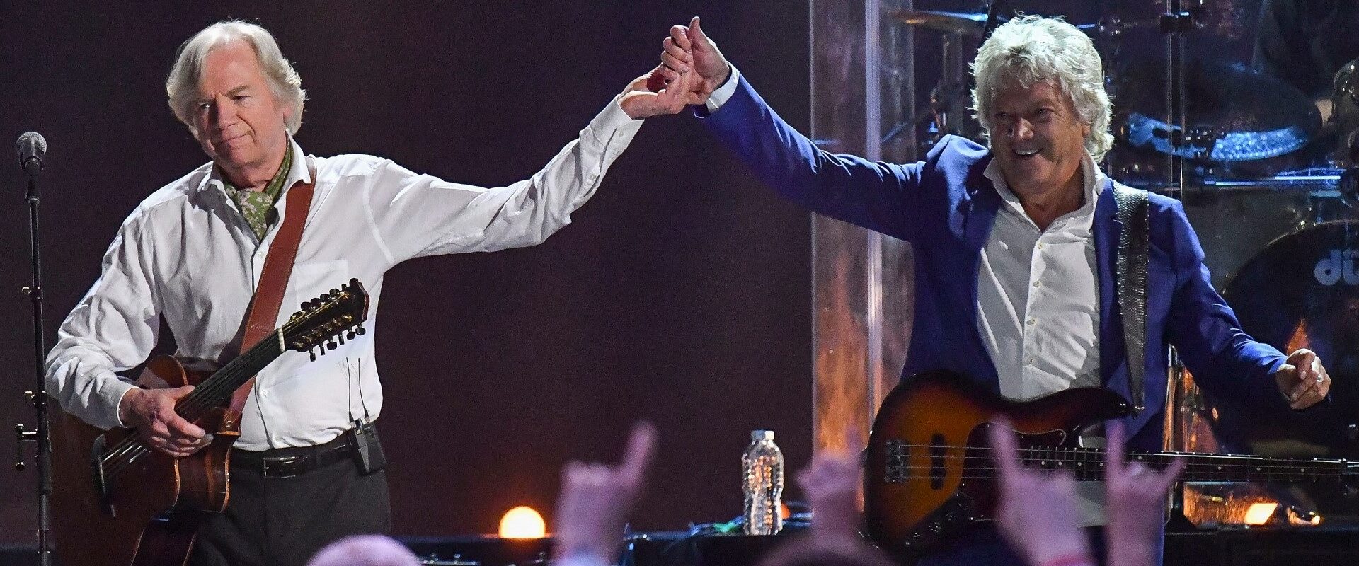 The Moody Blues’ Justin Hayward Pays Heartfelt Tribute to Late Bandmate John Lodge in Year-End Message