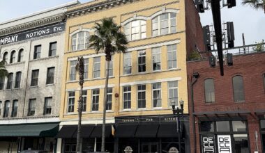 Historic Bay Street building now home to Keane’s Tavern sold for $2.5 million