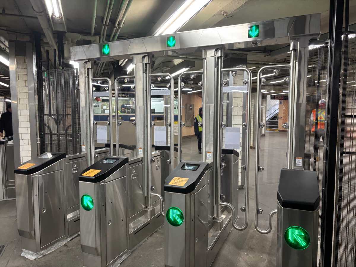 New fare gates to stop fare evasion at 23rd Street-Baruch College