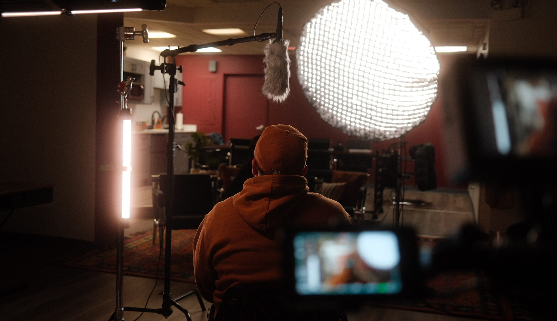 A Chicago Man Had A Pending Green Card Application. Agents Still Detained Him During Midway Blitz