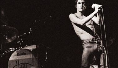 The greatest guitar riff in The Stooges' history