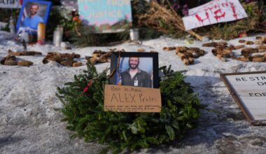 Senators seek pause on DHS spending bill, following fatal shooting of VA nurse by Border Patrol