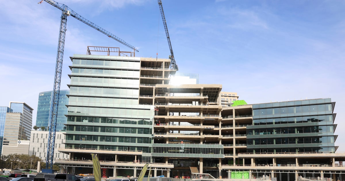 With AT&T leaving, can ‘Y’all Street’ save downtown Dallas? Not on its own