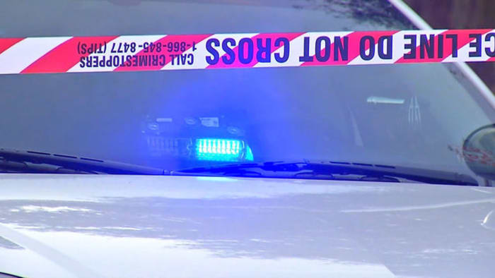 1 dead, 1 critically injured in shooting on Jacksonville’s Southside