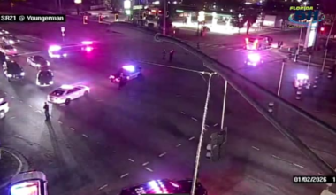 1 person seriously injured in crash on Blanding Blvd. at Youngerman Circle