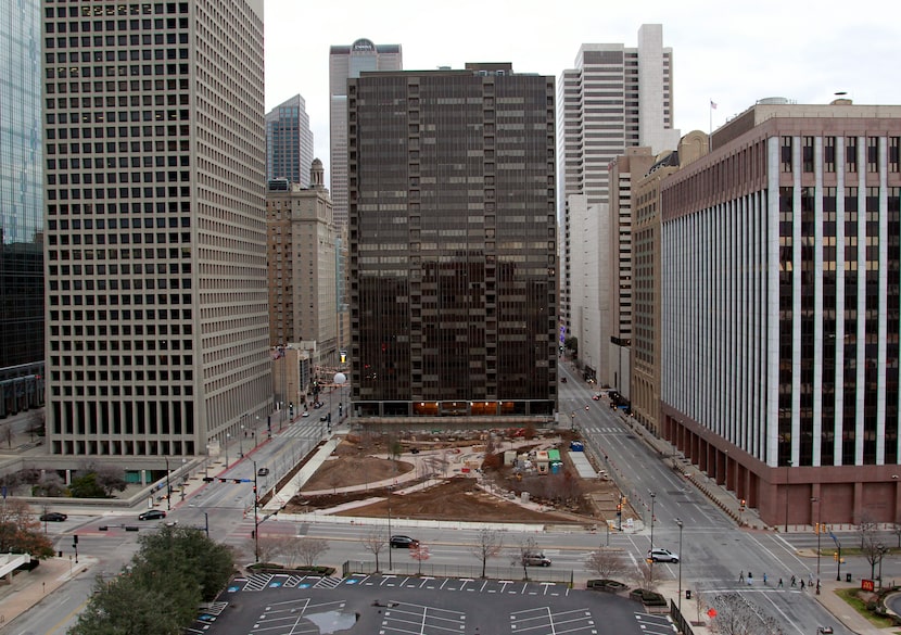 Downtown's streets, scaled to automotive traffic, are an impediment to walkability. 