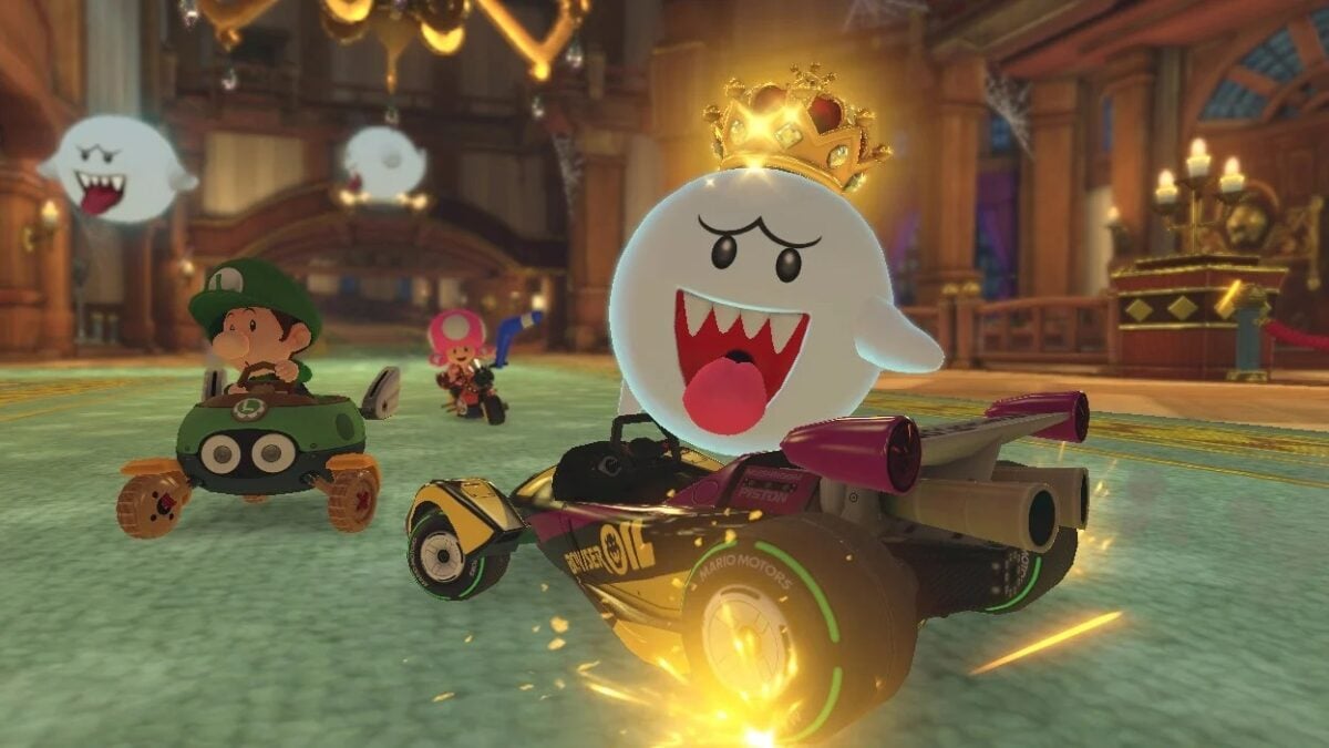 King Boo races other characters.