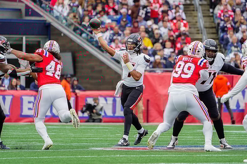 NFL: Houston Texans at New England Patriots