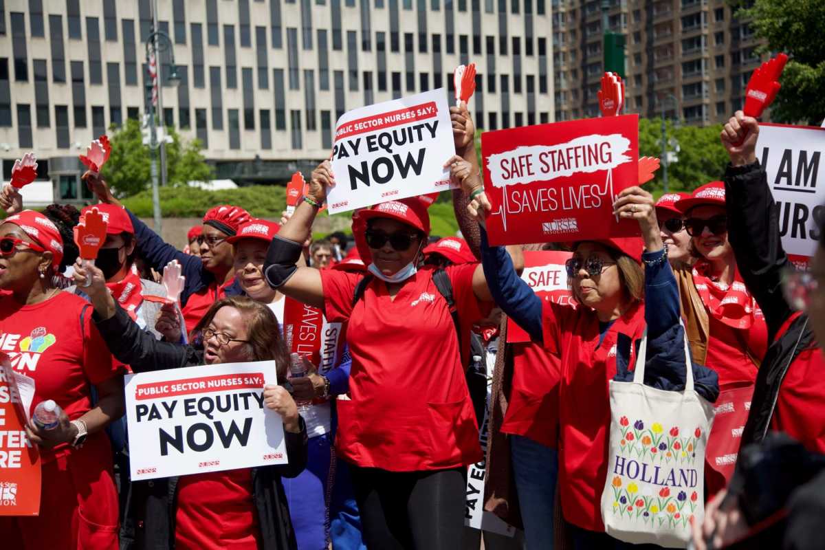 Up to 20,000 caregivers issue 10-day warning for biggest walkout in NYC history – amNewYork