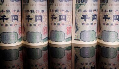 Japan yen hits 18-month low; traders weigh up chances of intervention