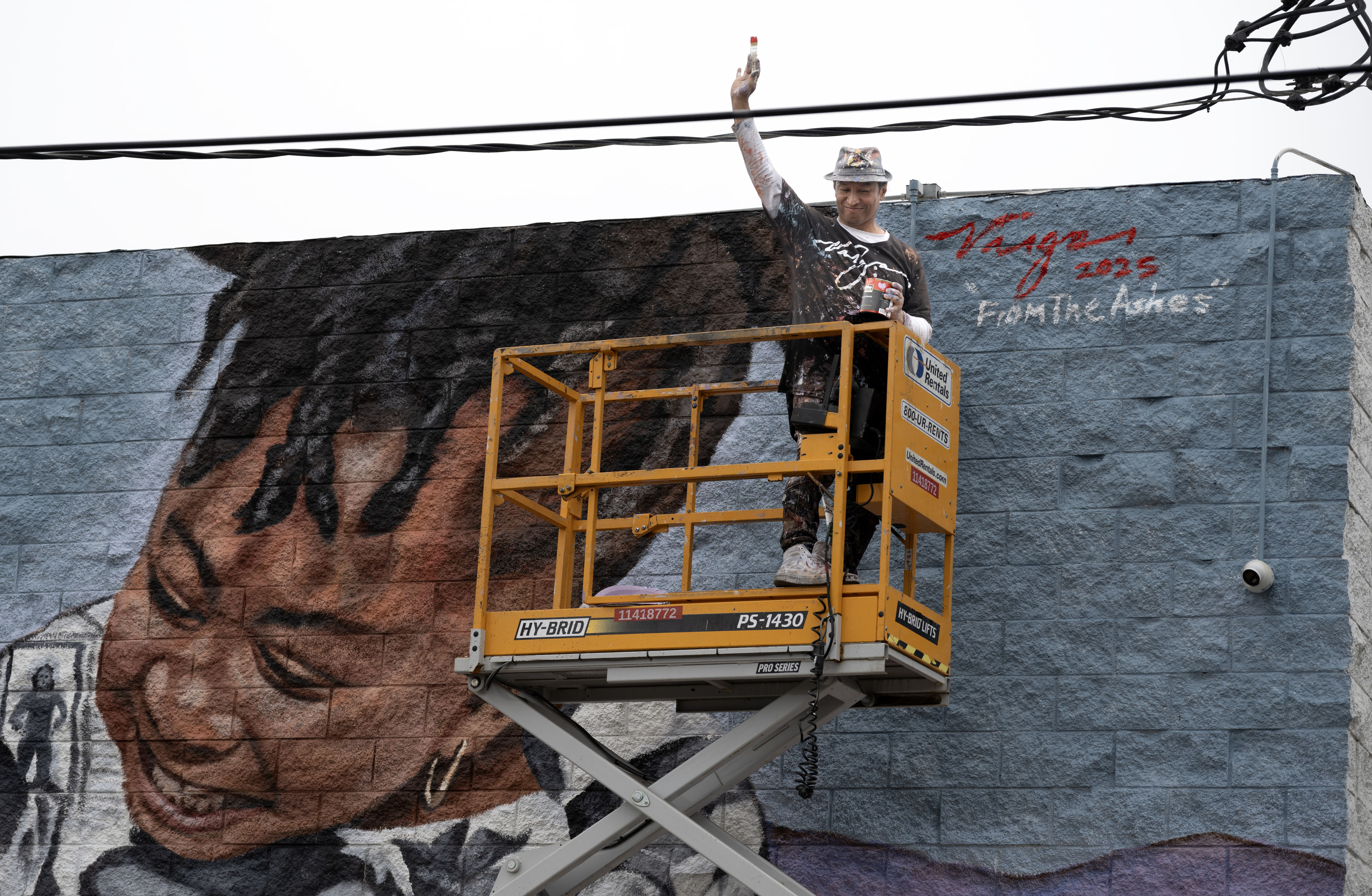 Artist Robert Vargas acknowledges the crowd on Saturday, June 7,...
