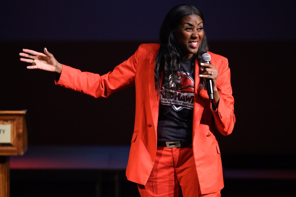 Former WNBA player says challenges are stepping stones at IUN