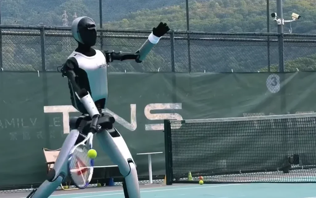 Chinese humanoid Walker S2 has gone full Robo Nadal mode by hitting perfect strokes of the racket during a live tennis match against a human