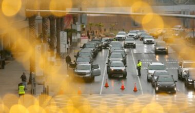 Blinkers on, courtesy off the norm for selfish local drivers – San Diego Union-Tribune