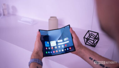 You can finally buy Samsung's $2,899 Galaxy Z TriFold in the US. Will you?