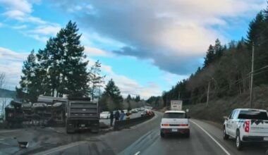 Highway 19 closed northbound near Parksville after vehicle incident