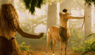 Raunchy 2000s Comedy Is An Excessively Vulgar R-Rated Sibling Rivalry 