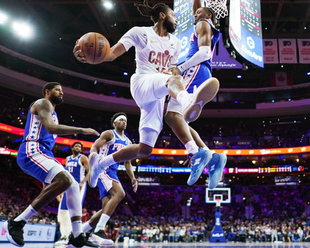 Darius Garland leaves game with injury in Cavs’ 133-107 rout over Philadelphia 76ers