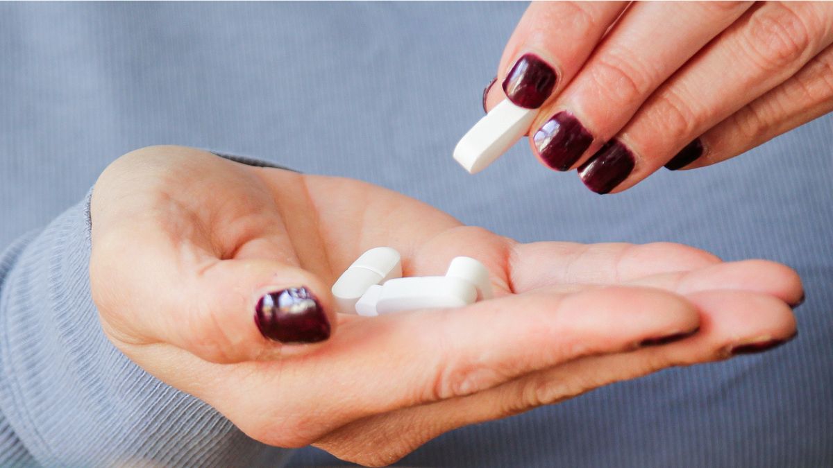 Boosting One Vitamin May Have a Surprising Effect on Your Poop Schedule : ScienceAlert