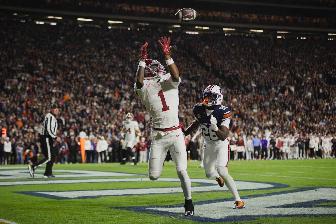 Isaiah Horton: Alabama receiver plans to enter transfer portal