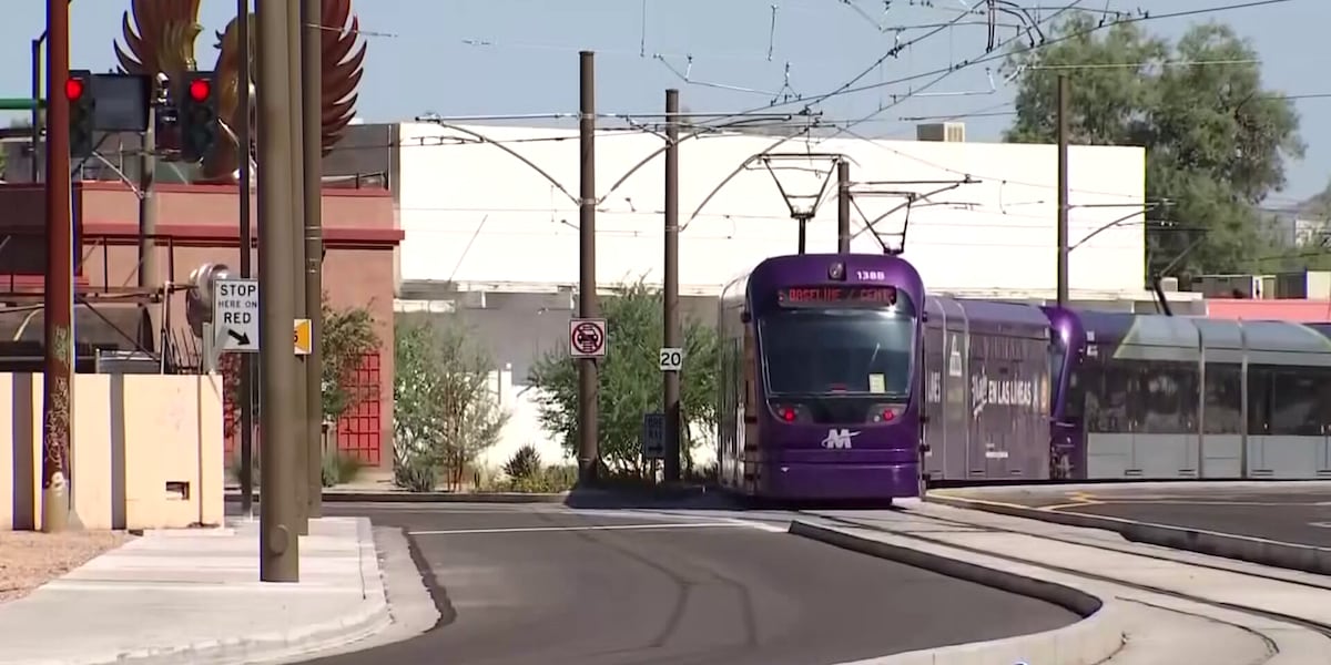 Phoenix nears decision on Valley Metro Light Rail extension