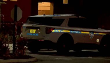 2 separate police-involved shootings Monday in Jacksonville leave one man dead, one injured