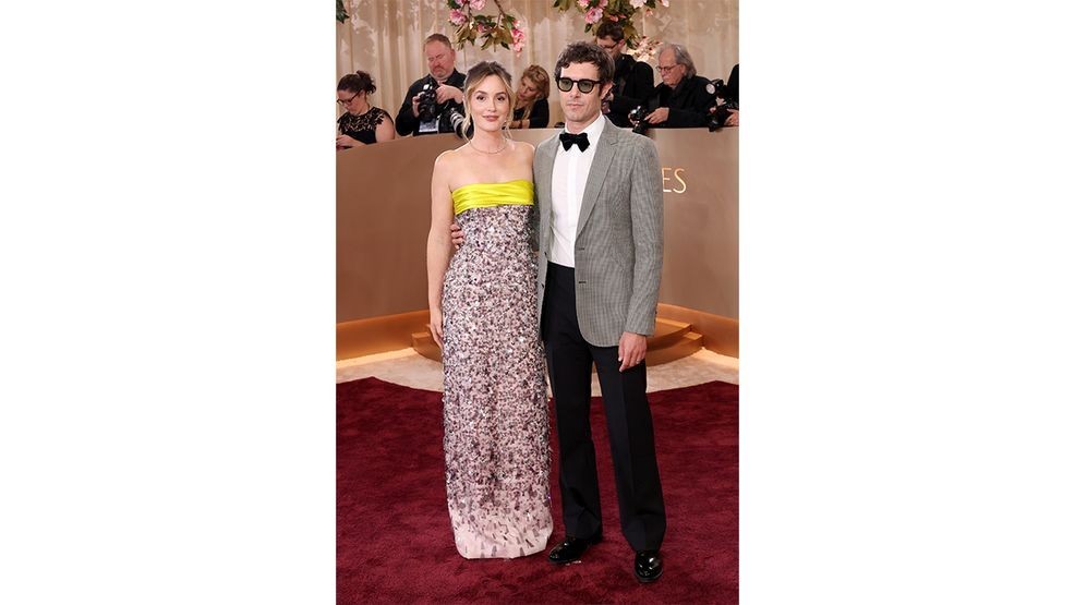 BEVERLY HILLS, CALIFORNIA - JANUARY 11: (FOR EDITORIAL USE ONLY) (L-R) Leighton Meester and Adam Brody attend the 83rd Annual Golden Globe Awards at The Beverly Hilton on January 11, 2026 in Beverly Hills, California. (Photo by Monica Schipper/Getty Images)