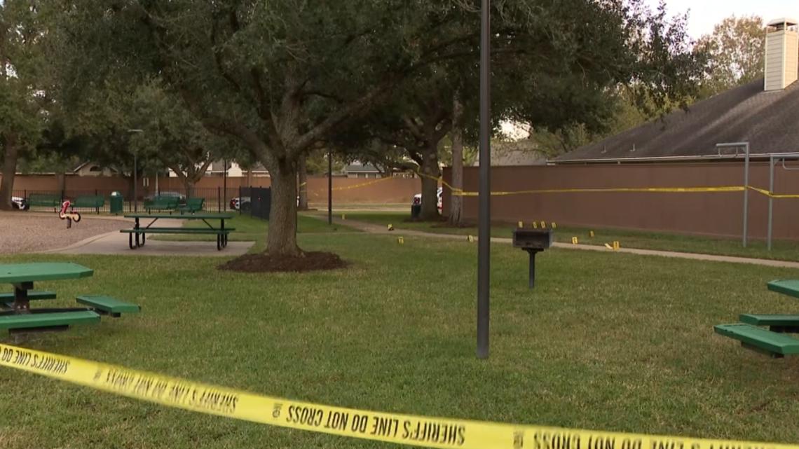 HCSO: Teen airlifted to hospital after being shot in west Harris County