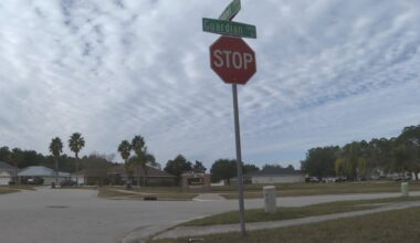 Neighbors fear for safety after man shot in face in car on Jacksonville’s Westside