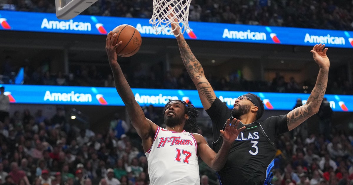 Anthony Davis' 26 points and Max Christie's 24 points lead Mavericks past Rockets 110-104