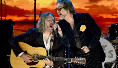 Hear New Two New Black Crowes Songs