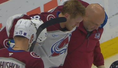 Colorado Avalanche's Gabriel Landeskog goes down in non-contact fall; carried off the ice