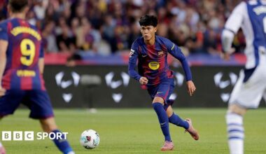 Barcelona midfielder Dro Fernandez runs with the ball in a game against Real Sociedad