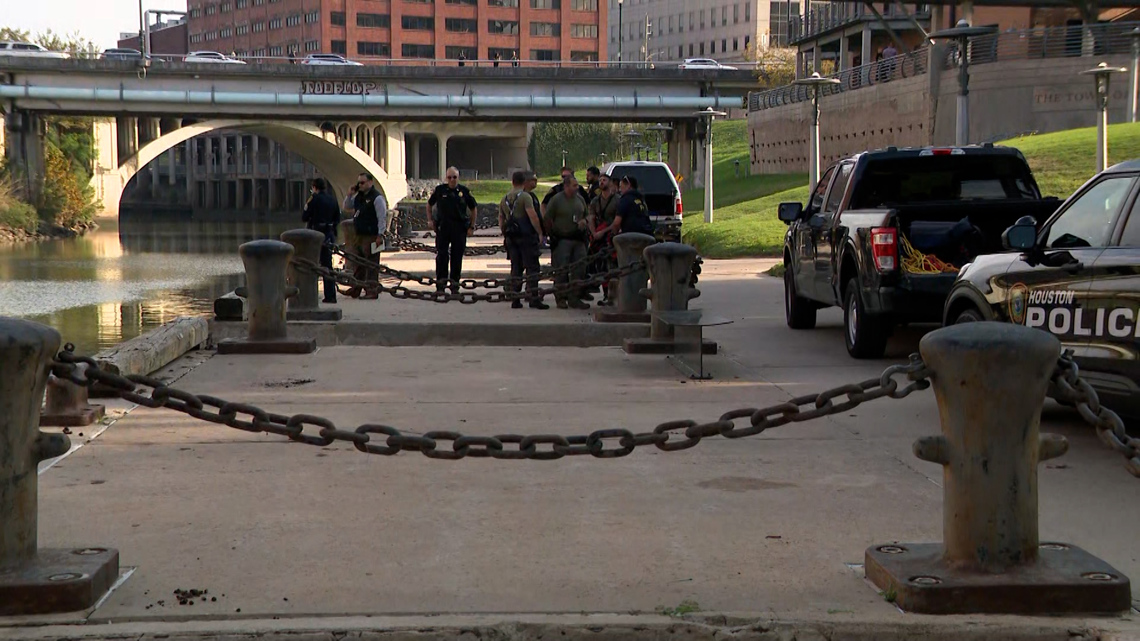 Body found in Buffalo Bayou in downtown Houston