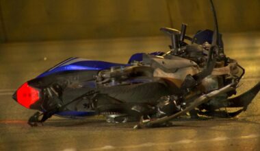 Motorcyclist critically injured after high-speed crash in north San Antonio, police say