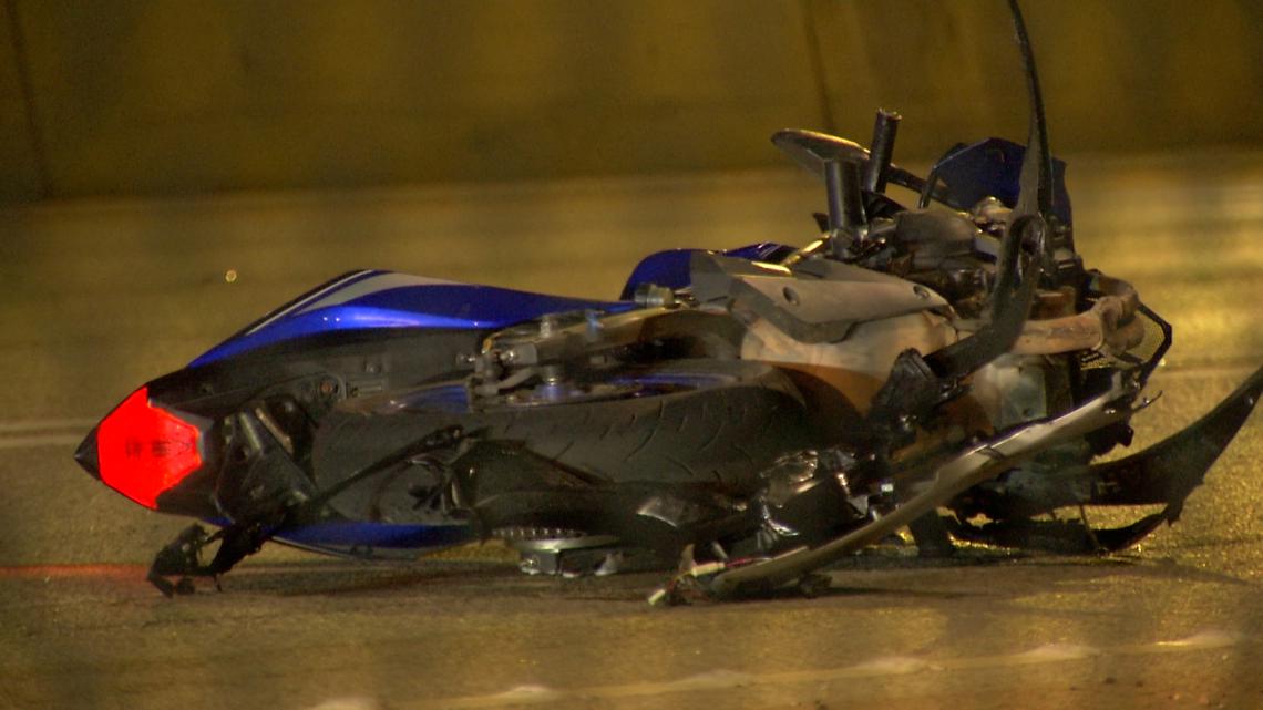 Motorcyclist critically injured after high-speed crash in north San Antonio, police say